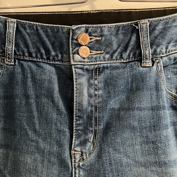 Lane Bryant Bootcut Jeans size 18 short - Picture 2 of 7